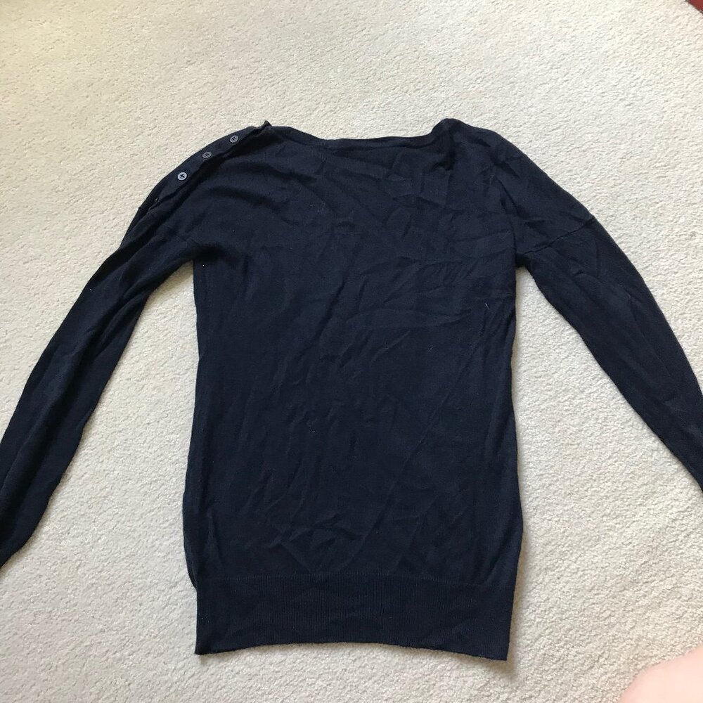 ANN TAYLOR LOFT NAVY COTTON LONG SLEEVE WITH BUTTON DETAIL